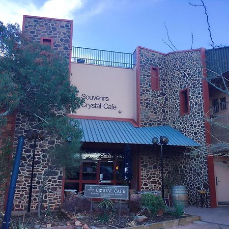 Desert Cave Hotel Coober Pedy Esterno foto