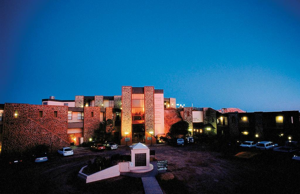 Desert Cave Hotel Coober Pedy Esterno foto