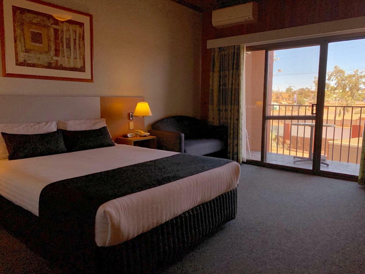 Desert Cave Hotel Coober Pedy Esterno foto
