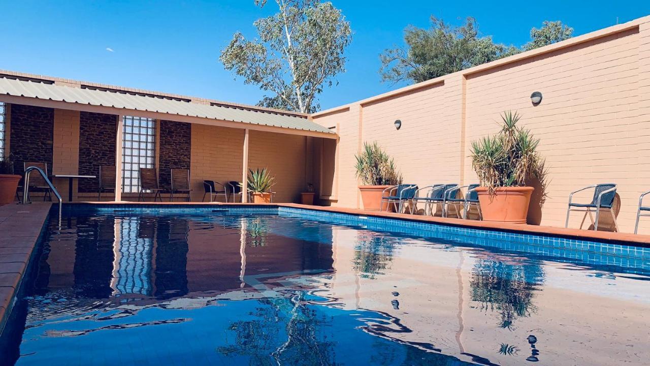 Desert Cave Hotel Coober Pedy Esterno foto